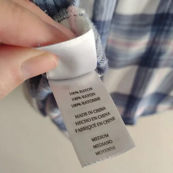 Rails Charli Shirt M Blue Pink Plaid Flowy Relaxed Fit Button Front Top - Picture 10 of 11